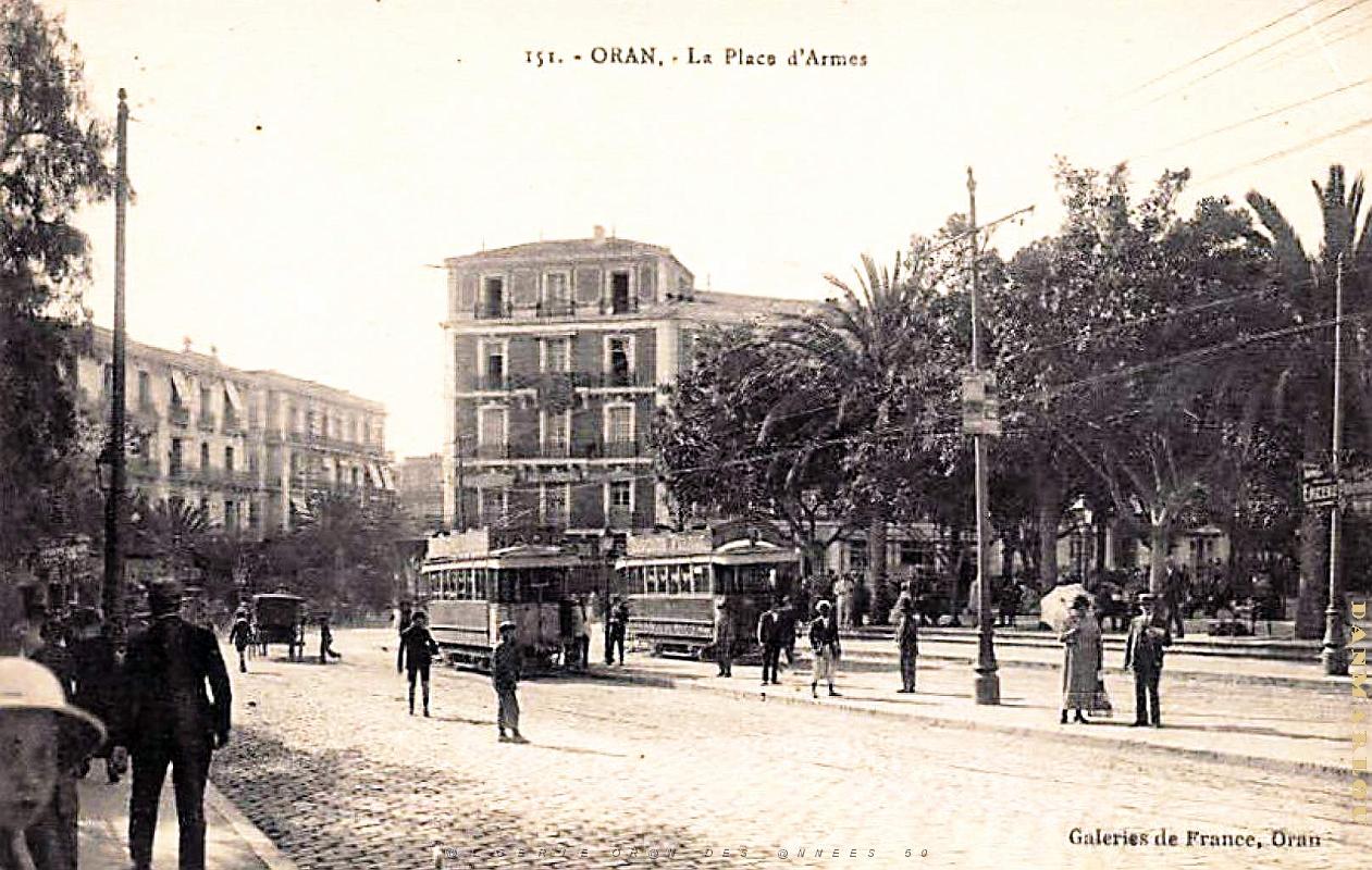 2851- Oran - Place d'Armes.jpg